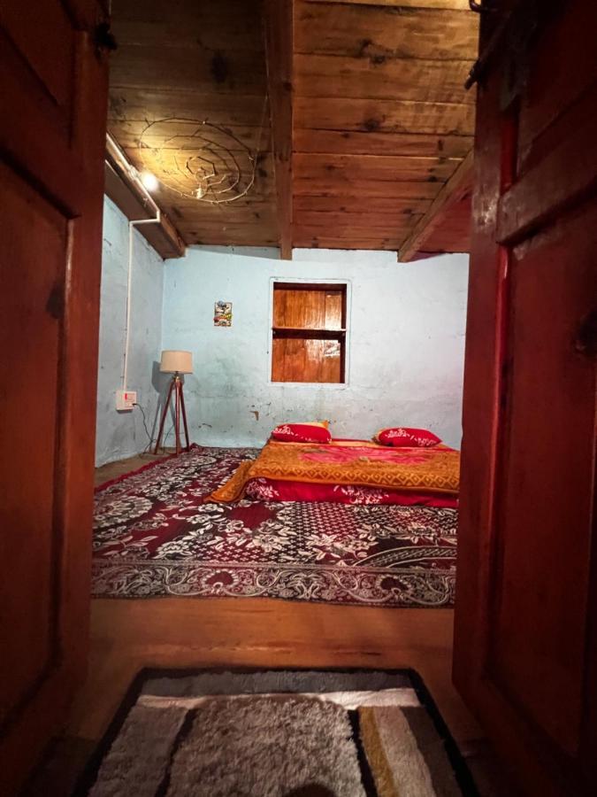 Homestay Old Brahma Kalgha