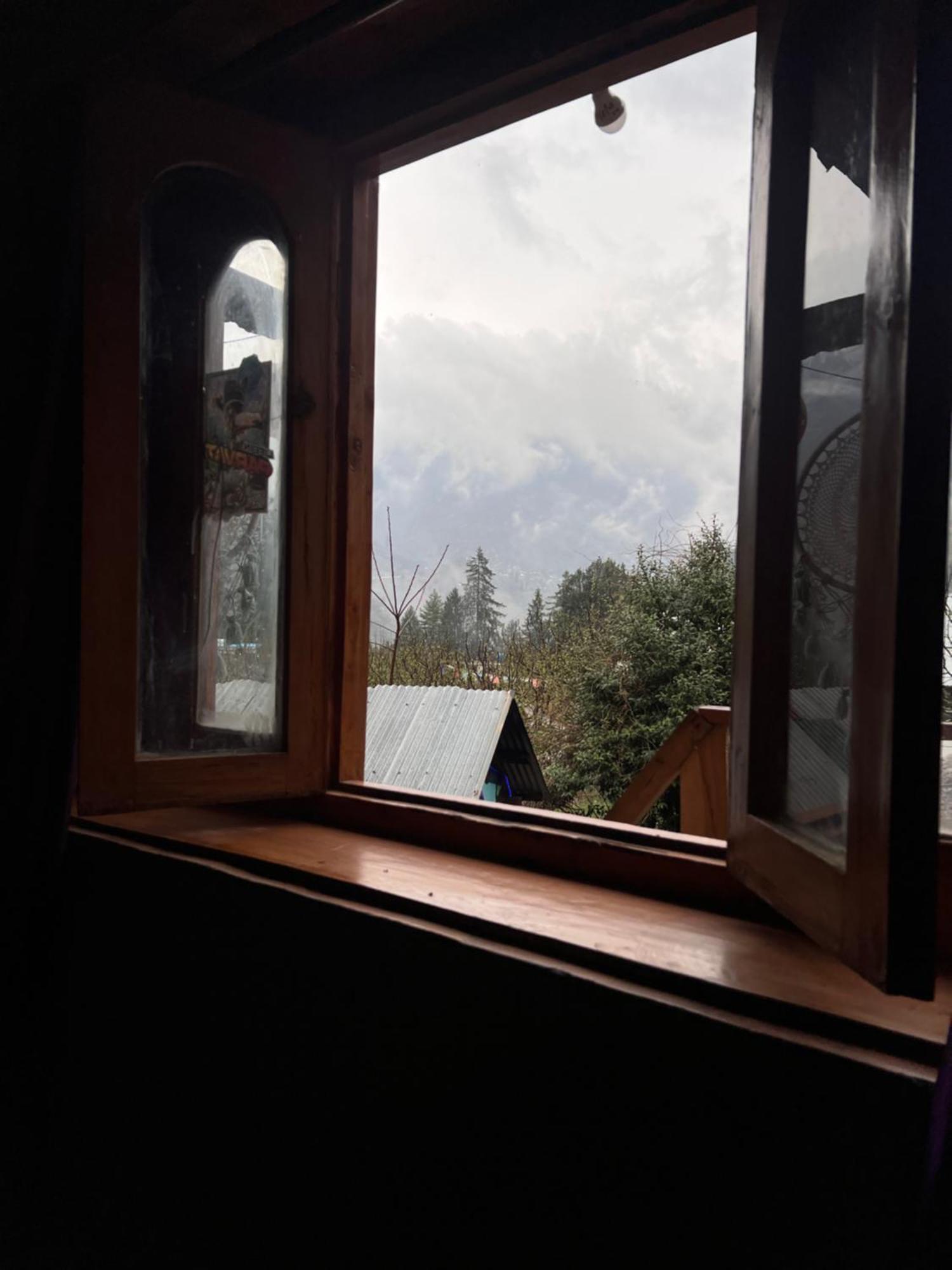 Old Brahma Homestay Kalgha