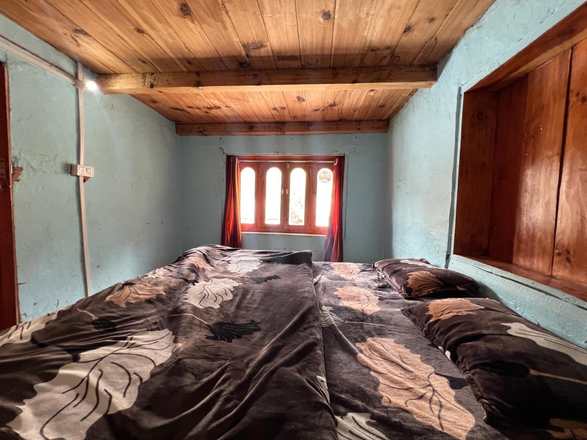 Old Brahma Homestay Kalgha